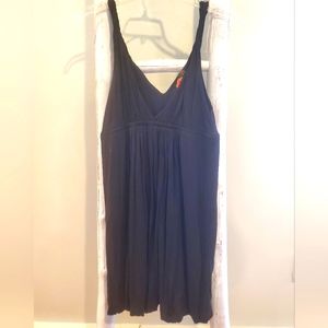 Forever 21 Black Short Summer Dress. Size Medium. Vneck Thin Rolled Straps.